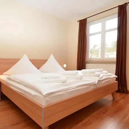 Seerose - 17 Sellin (Rugen)