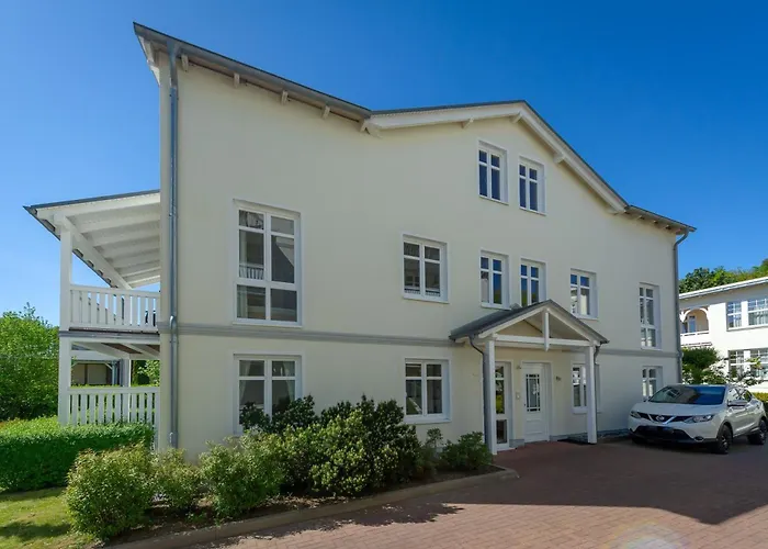 Seerose - 17 * Sellin (Rugen)